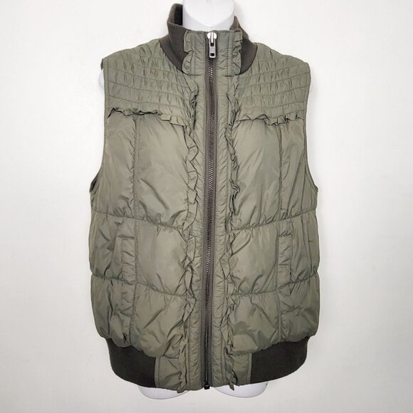 Sanctuary Couture olive green ruffled puffer vest. Size large - Picture 2 of 4